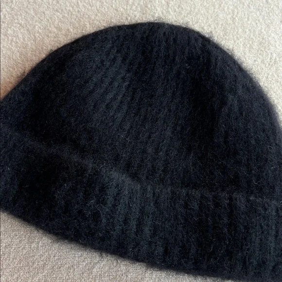 Pure Cashmere Beanie - Picture 2 of 6